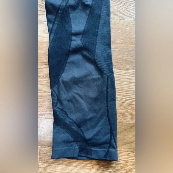 NWT Spiritual Gangster Cropped Gray Leggings - Picture 6 of 6